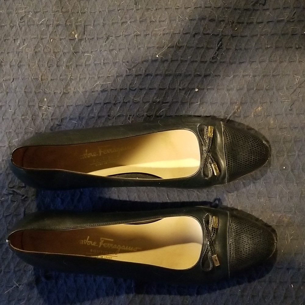 Black leather size 10 heeled shoes, some wear, made in Italy, Ferragamo